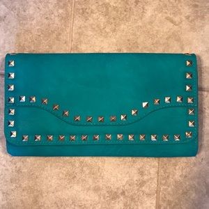 Turquoise clutch